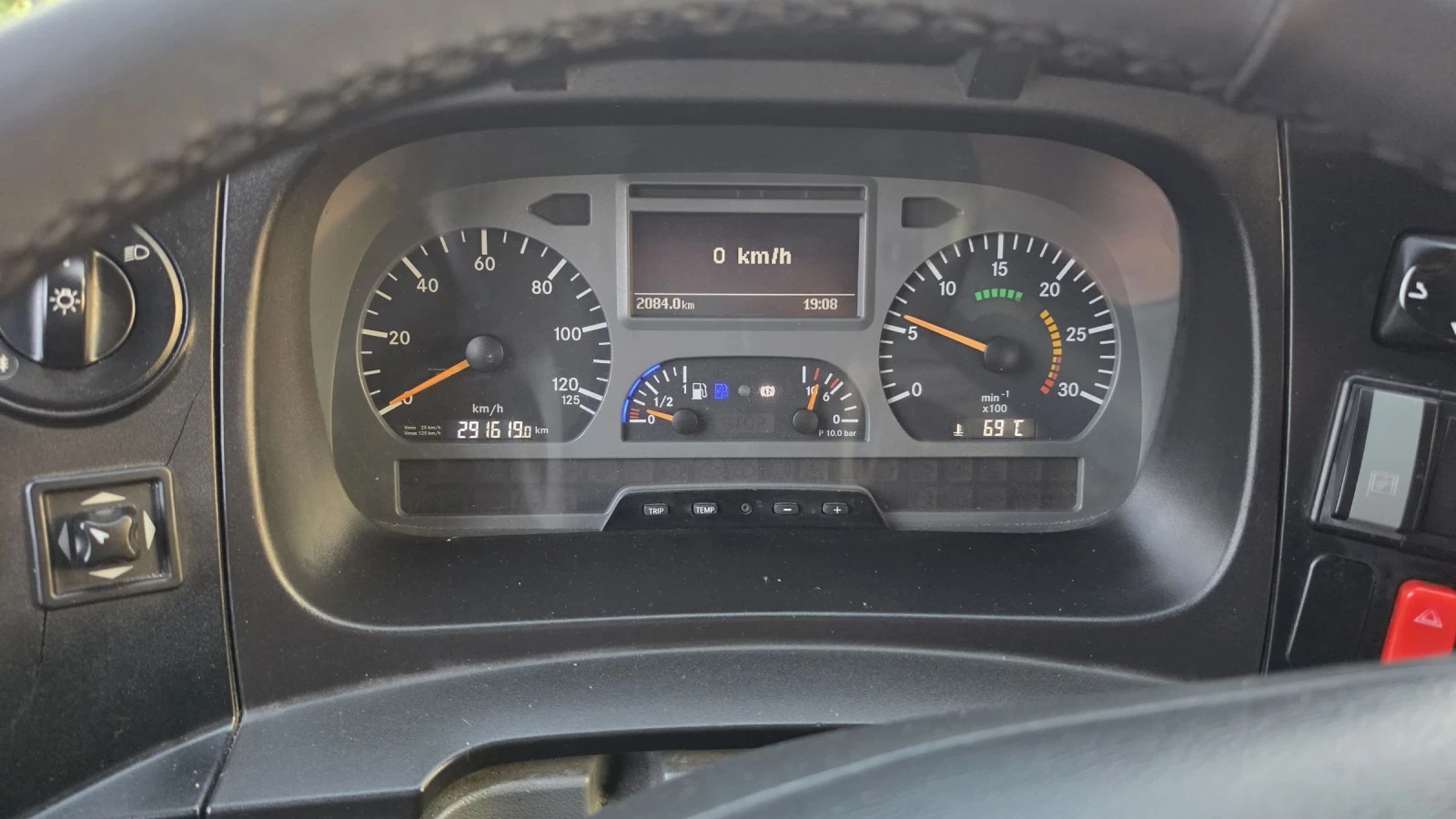 Mercedes-Benz Tourino 30 местен Стъклопакет Webasto, снимка 16 - Бусове и автобуси - 55675168