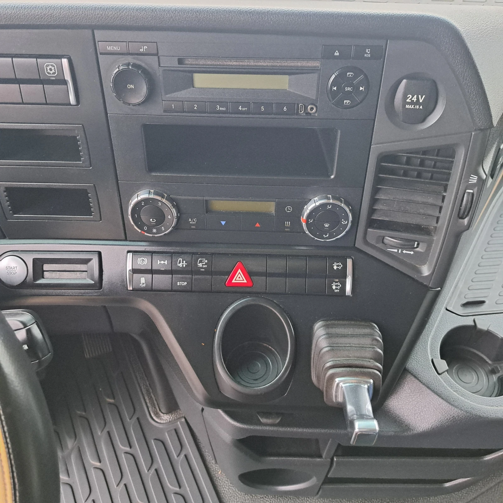 Mercedes-Benz Actros | Mobile.bg   12