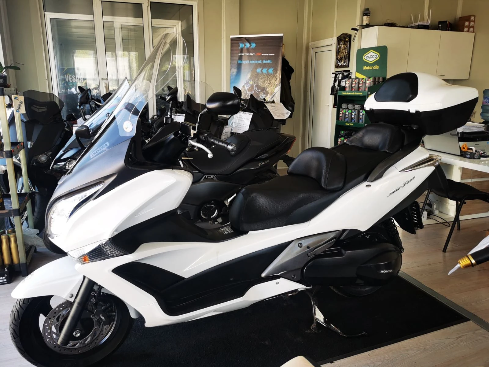 Honda Silver Wing SWT 400i  - изображение 10