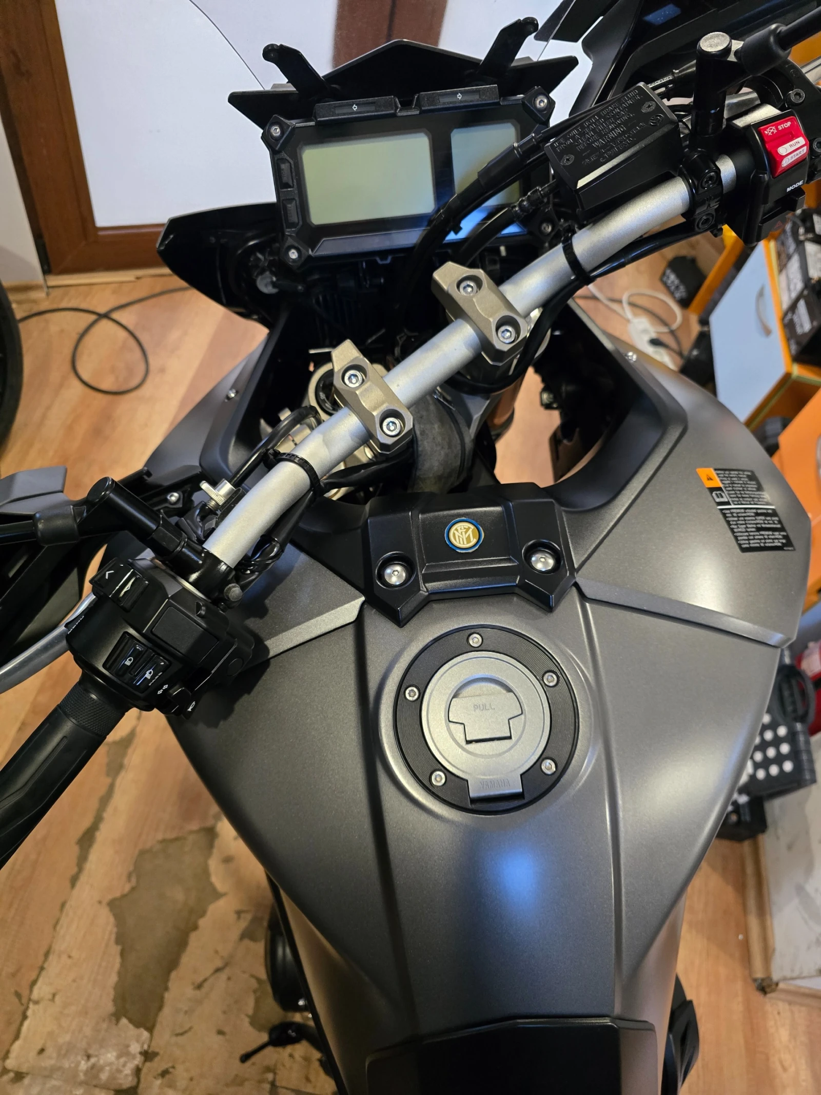 Yamaha Mt-09 Tracer 900 ABS, снимка 11 - Мотоциклети и мототехника - 54238344