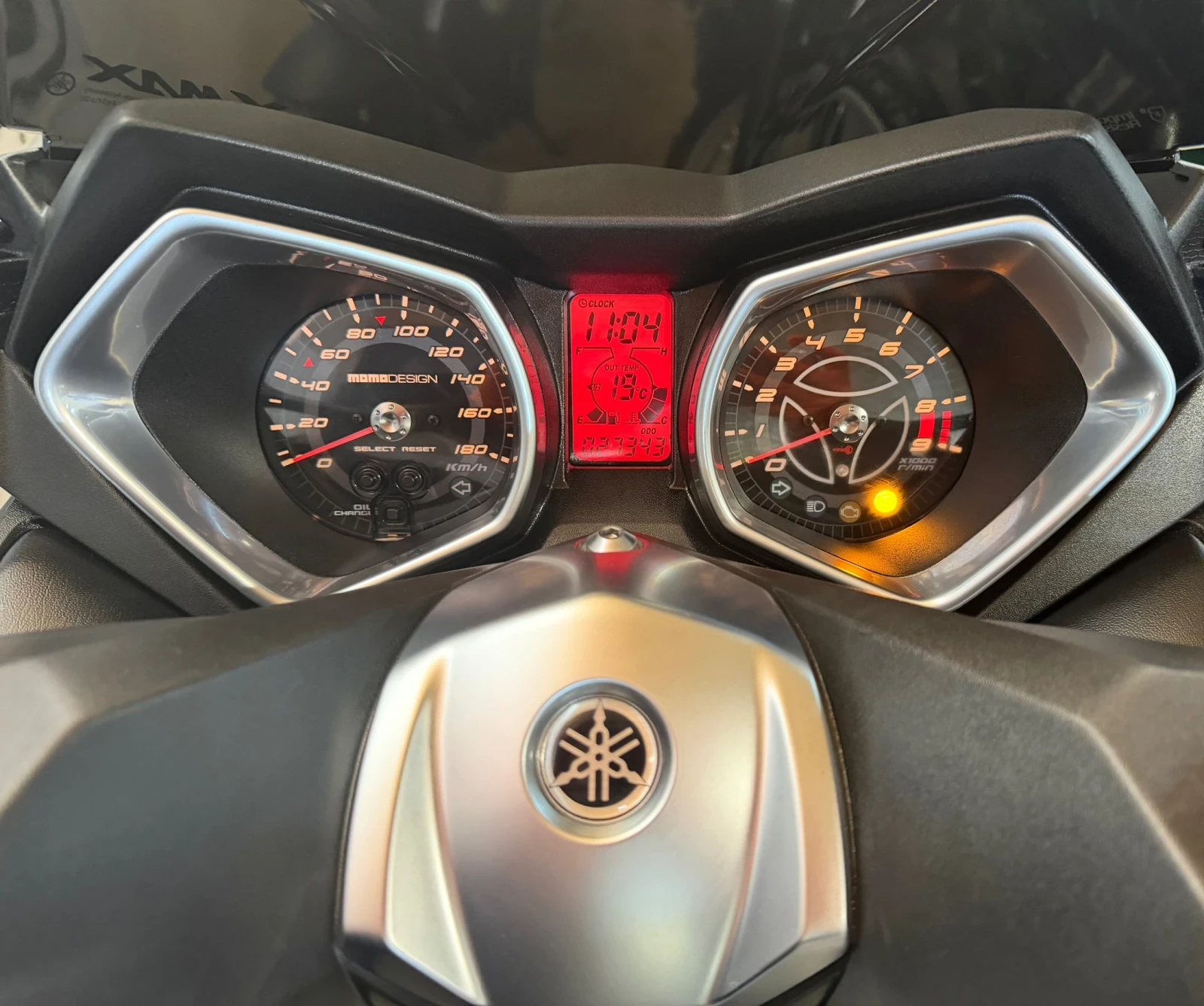 Yamaha X-max 400i ABS MOMO DESIGN !!!, снимка 8 - Мотоциклети и мототехника - 54244058
