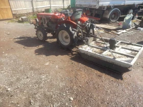 Трактор Yanmar, снимка 3