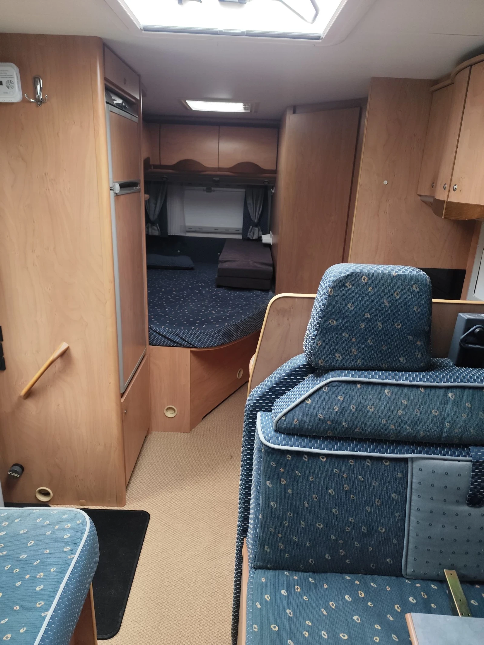 Кемпер Burstner T625 harmony , снимка 8 - Каравани и кемпери - 53768192