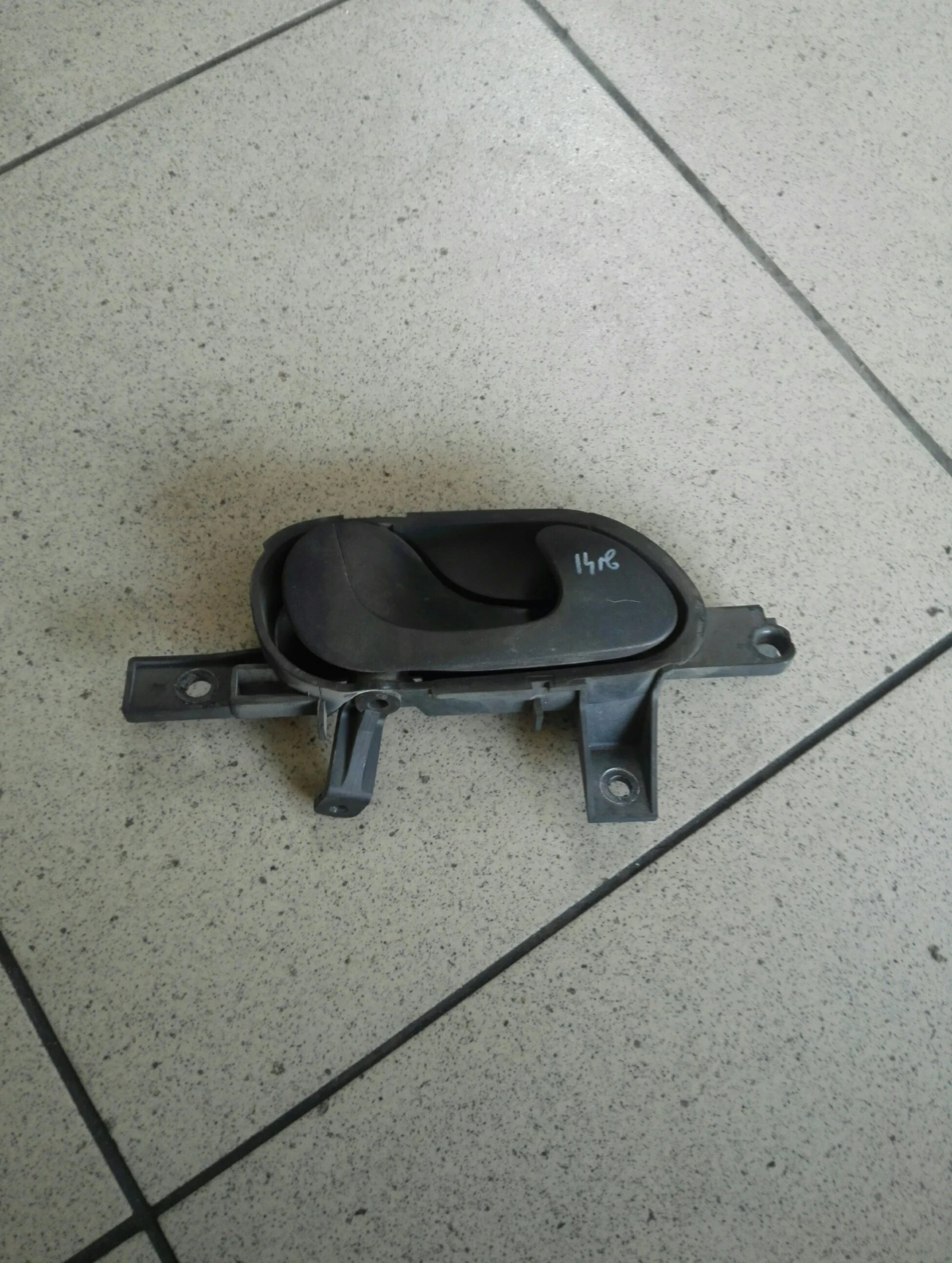 ������ ����� �������� ������ ���� ������� ������ | Mobile.bg � ����������� 1