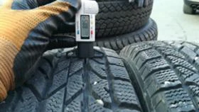 Гуми Зимни 205/70R15, снимка 3