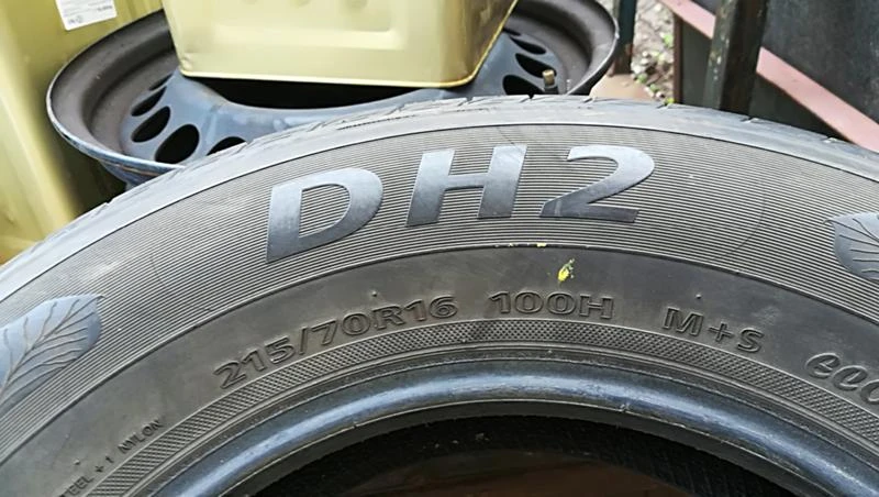 Гуми Летни 215/70R16, снимка 6 - Гуми и джанти - 24772369