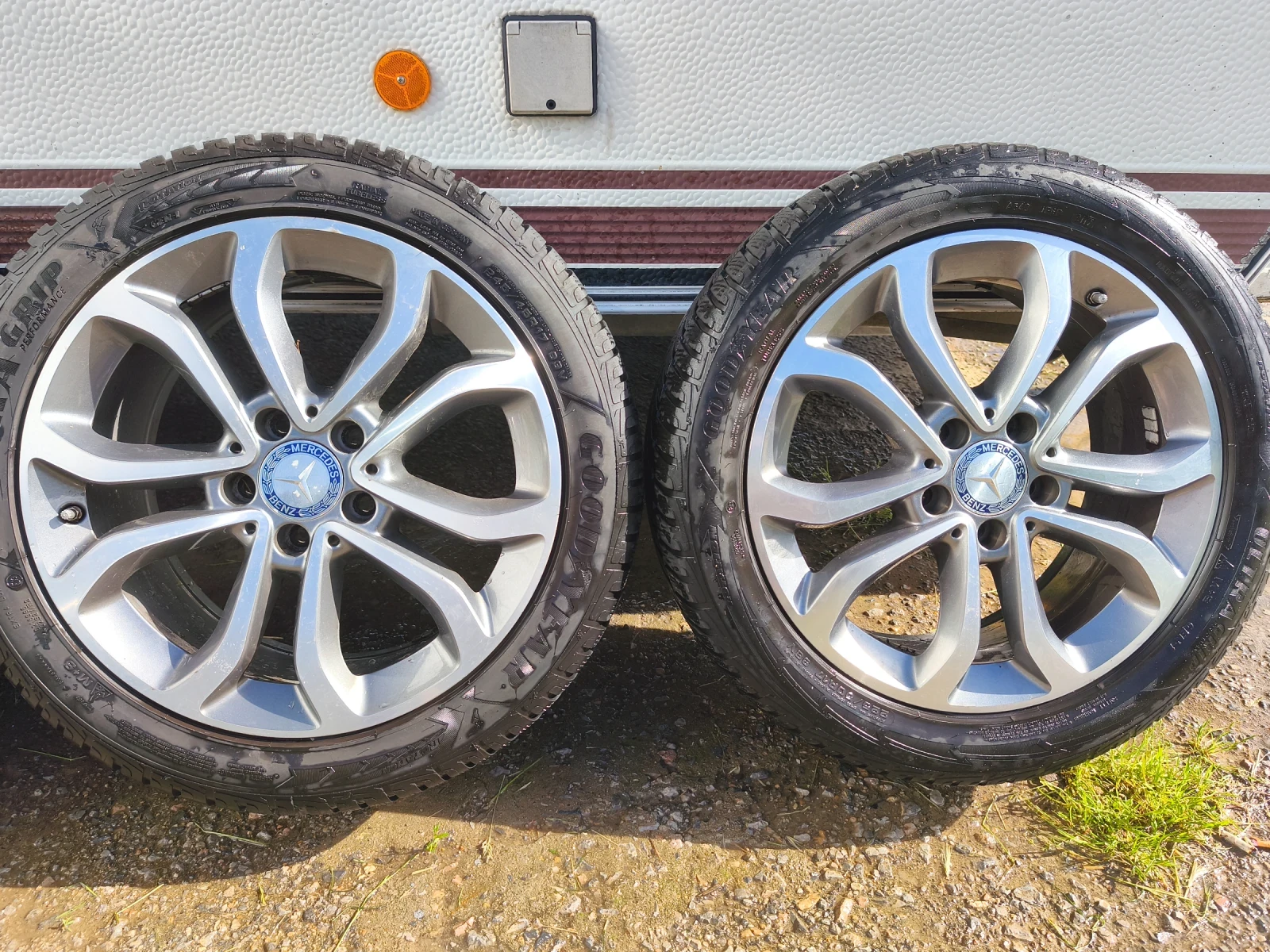 ���� � ������ 245/45R17 | Mobile.bg � ����������� 3