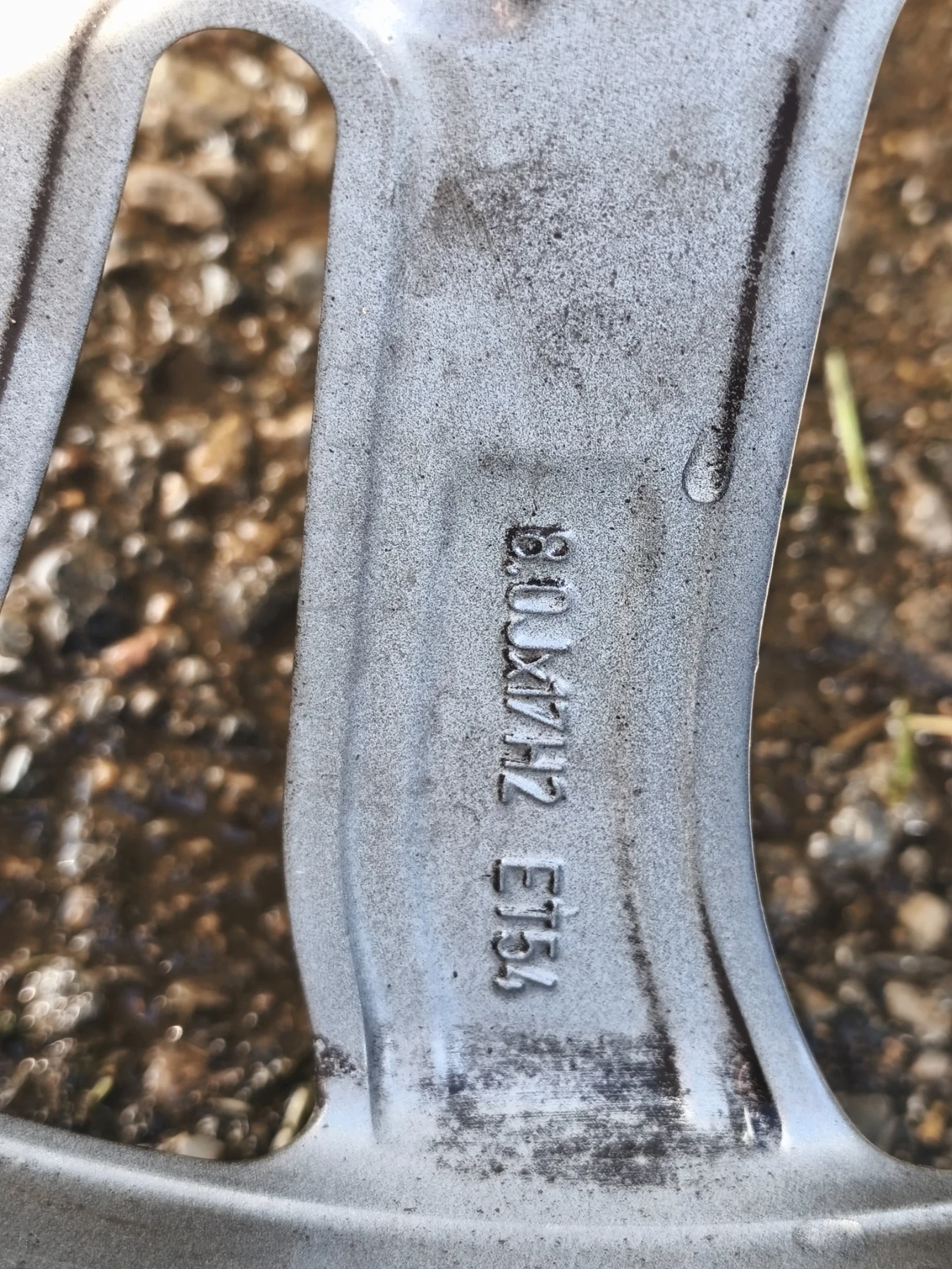 ���� � ������ 245/45R17 | Mobile.bg � ����������� 4