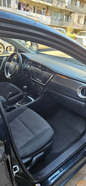 Toyota Auris, снимка 4
