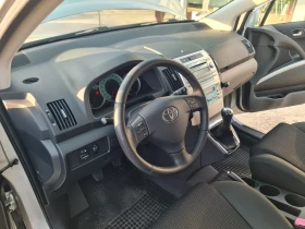 Toyota Corolla verso 1.8 Vvti FaceLift 7-местна Автопилот, снимка 10