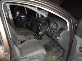 VW Touran - 5 € - 78854543 7