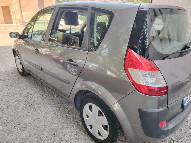 Renault Scenic, снимка 4 - Автомобили и джипове - 48153187