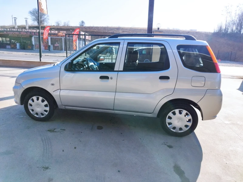 Subaru Justy 1.3i  4x4, снимка 6 - Автомобили и джипове - 49046177