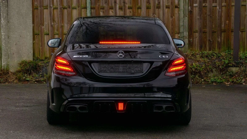 Mercedes-Benz C 63 AMG HEAD UP!LINE!FULL NIGHT BLACK EDITION!PANO!DIS!, снимка 1 - Автомобили и джипове - 49550890