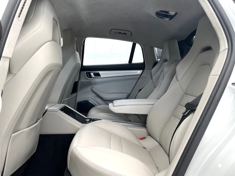 Porsche Panamera TURBO/ LIFT/ SPORT CHRONO/ BURMESTER/ 360/ MATRIX/, снимка 15 - Автомобили и джипове - 50285199