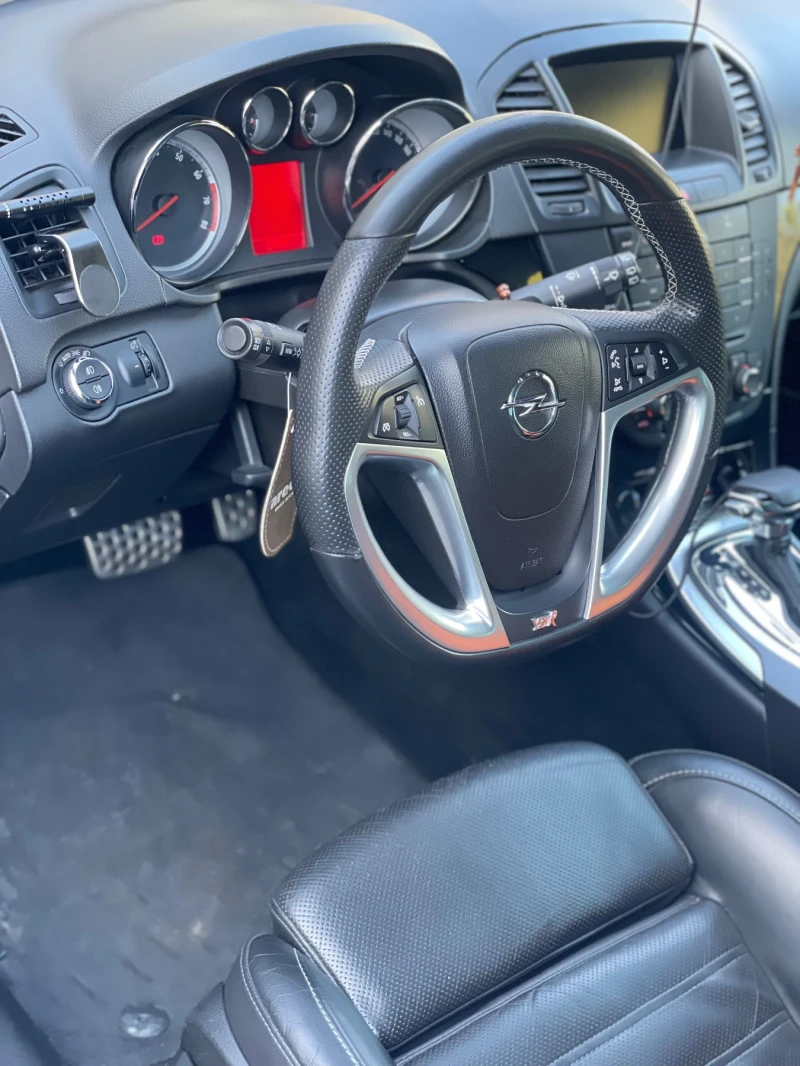 Opel Insignia Insignia OPC Line 2.8 T / LPG, снимка 10 - Автомобили и джипове - 51543850
