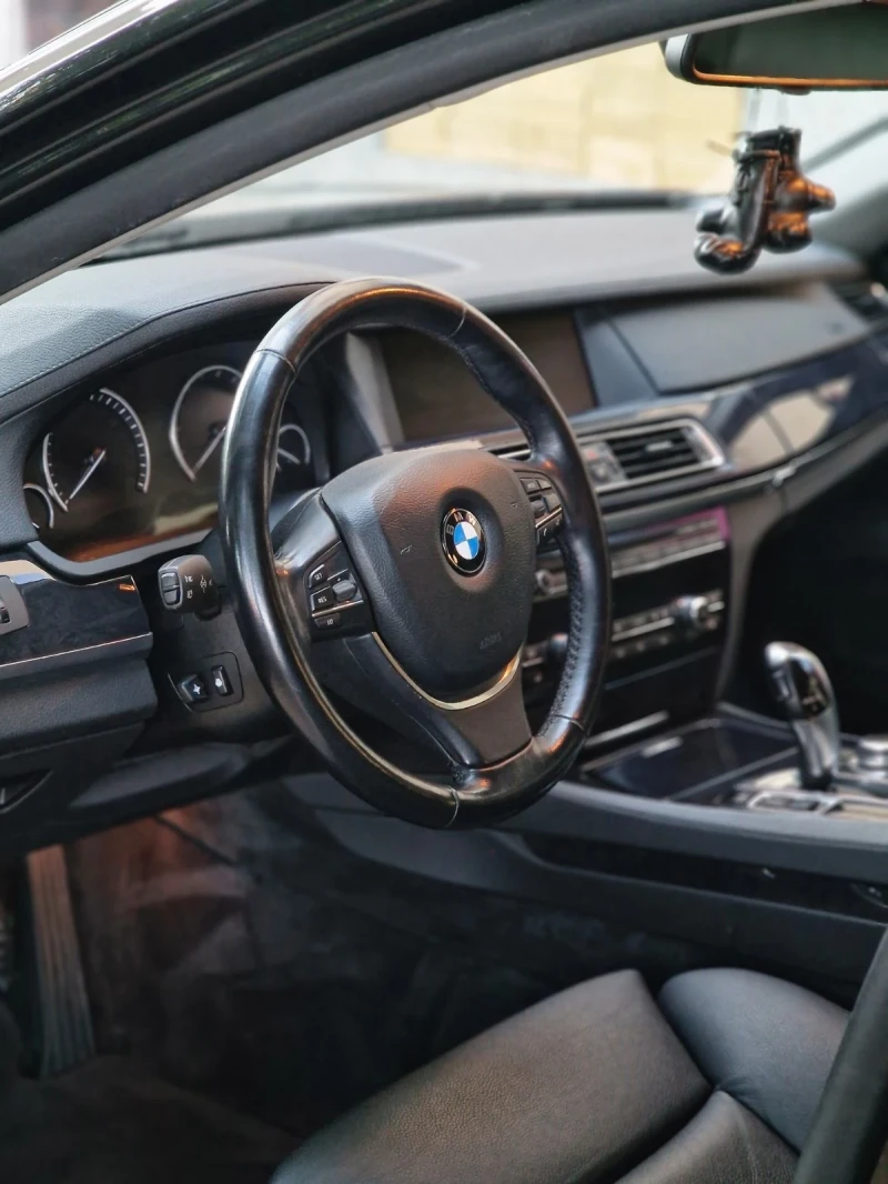 BMW 730 Рагистрирана, снимка 12 - Автомобили и джипове - 52343605