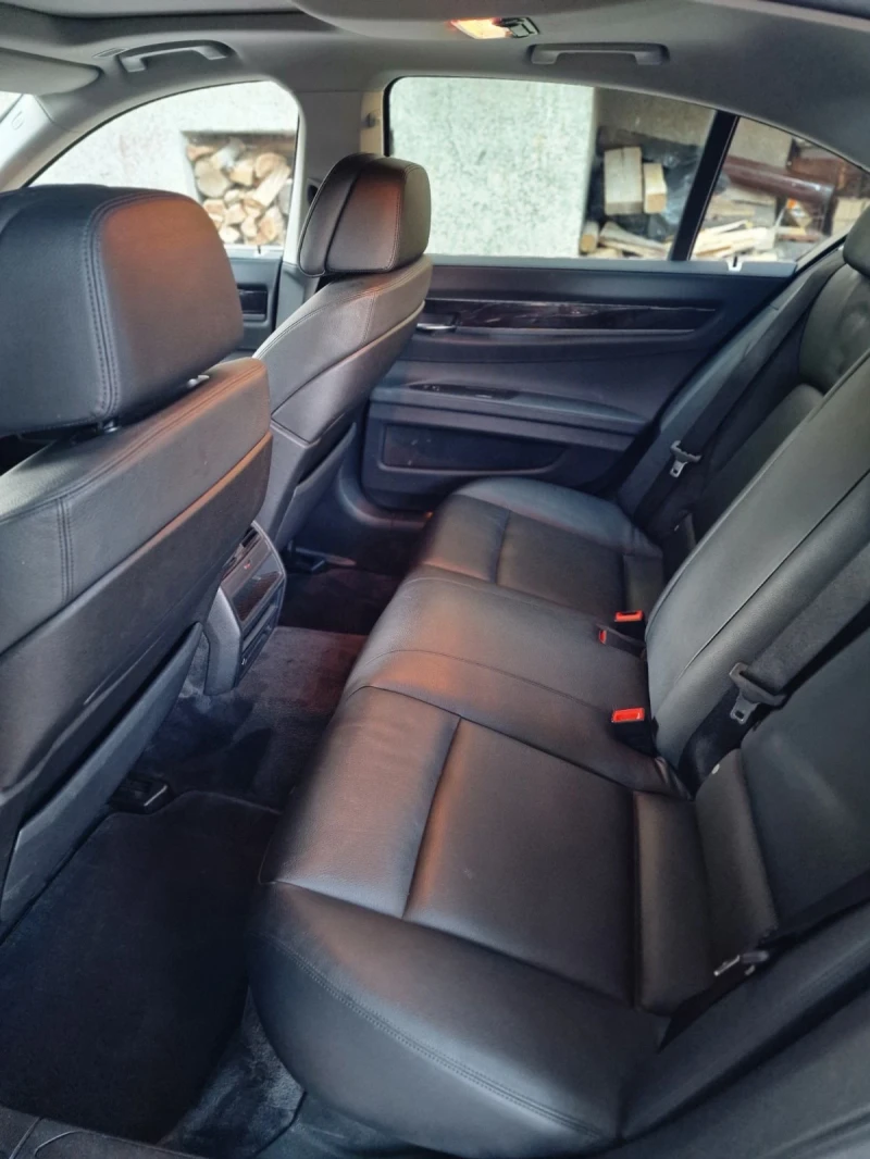 BMW 730 Рагистрирана, снимка 14 - Автомобили и джипове - 52343605