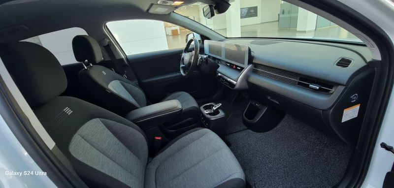 Hyundai Ioniq 5 72.6kWh* Гаранционна* SOH 100%* Серв.Книжка, снимка 12 - Автомобили и джипове - 52586710