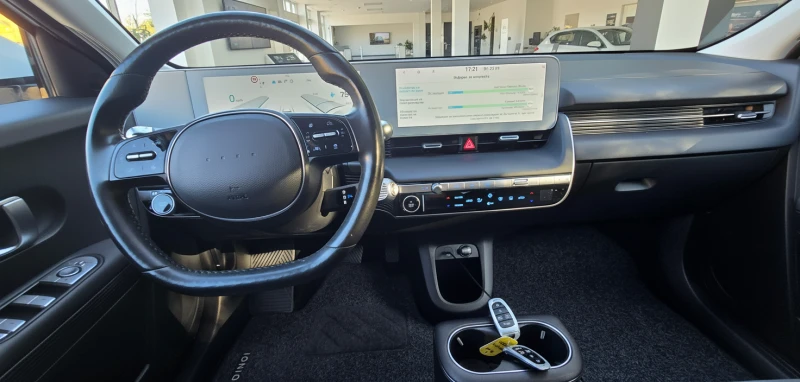Hyundai Ioniq 5 72.6kWh* Гаранционна* SOH 100%* Серв.Книжка, снимка 13 - Автомобили и джипове - 52586710