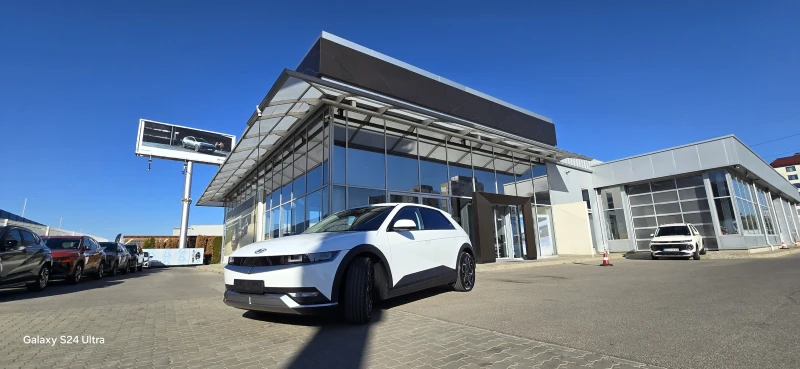 Hyundai Ioniq 5 72.6kWh* Гаранционна* SOH 100%* Серв.Книжка, снимка 2 - Автомобили и джипове - 52586710