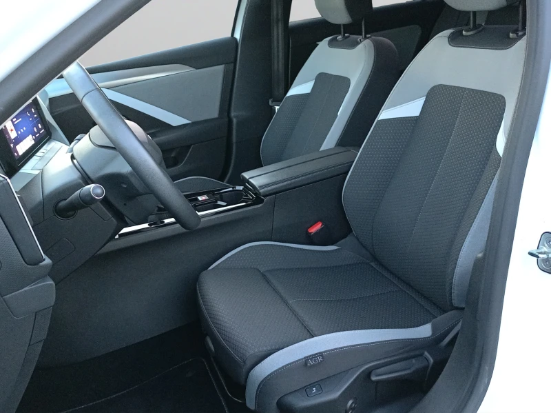 Opel Astra L Business Edition 1.2 PureTech (96kW/130 к.с.) MT, снимка 10 - Автомобили и джипове - 52991893