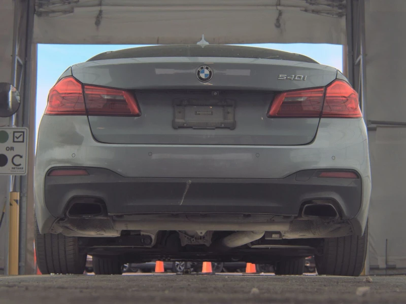 BMW 540 M* SPORT* ХЕДЪП* HARMON* KARDON* САМОПАРКИРАНЕ* , снимка 6 - Автомобили и джипове - 53050807