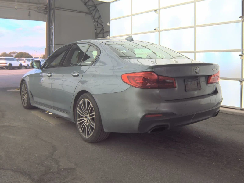 BMW 540 M* SPORT* ХЕДЪП* HARMON* KARDON* САМОПАРКИРАНЕ* , снимка 4 - Автомобили и джипове - 53050807