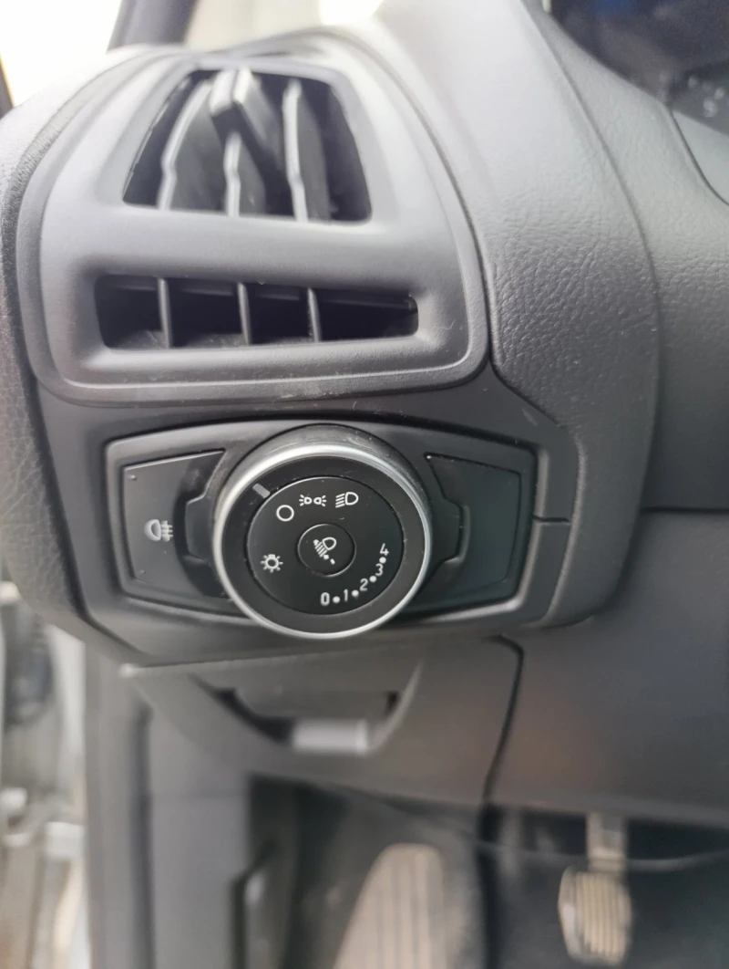 Ford Focus, снимка 8 - Автомобили и джипове - 53262670