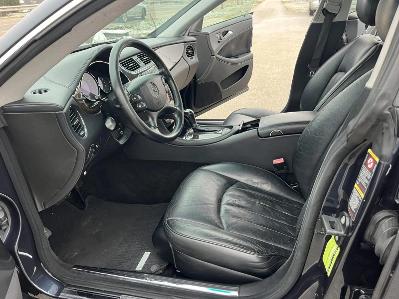 Mercedes-Benz CLS 350 3.5I 272кс FULL AMG РЕГИСТРИРАН ОБСЛУЖЕН, снимка 8 - Автомобили и джипове - 53434301
