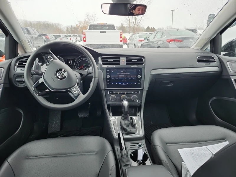 VW Golf * * CARFAX * * АВТО КРЕДИТ * * , снимка 6 - Автомобили и джипове - 53500800