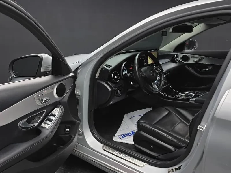 Mercedes-Benz C 220 Avantgarde - САМО 30% АВАНС, снимка 10 - Автомобили и джипове - 55986512