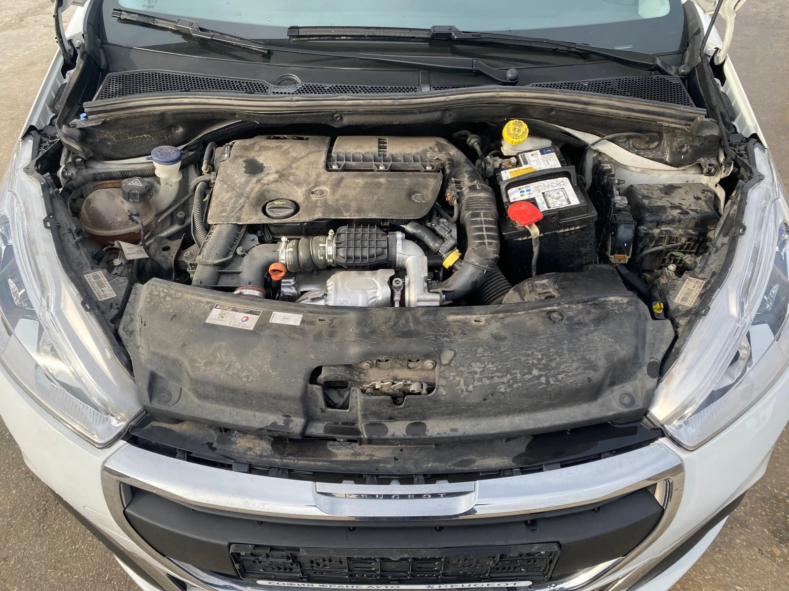 Peugeot 208 1.6 Blue HDI | Mobile.bg   11