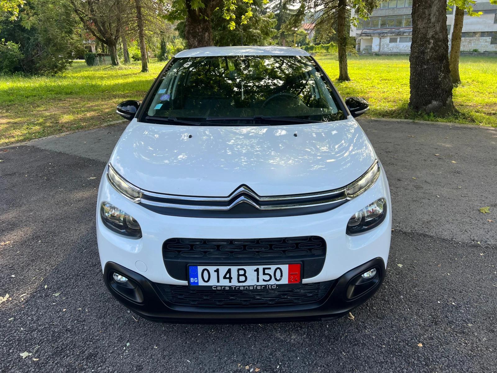 Citroen C3 1.2i - изображение 2