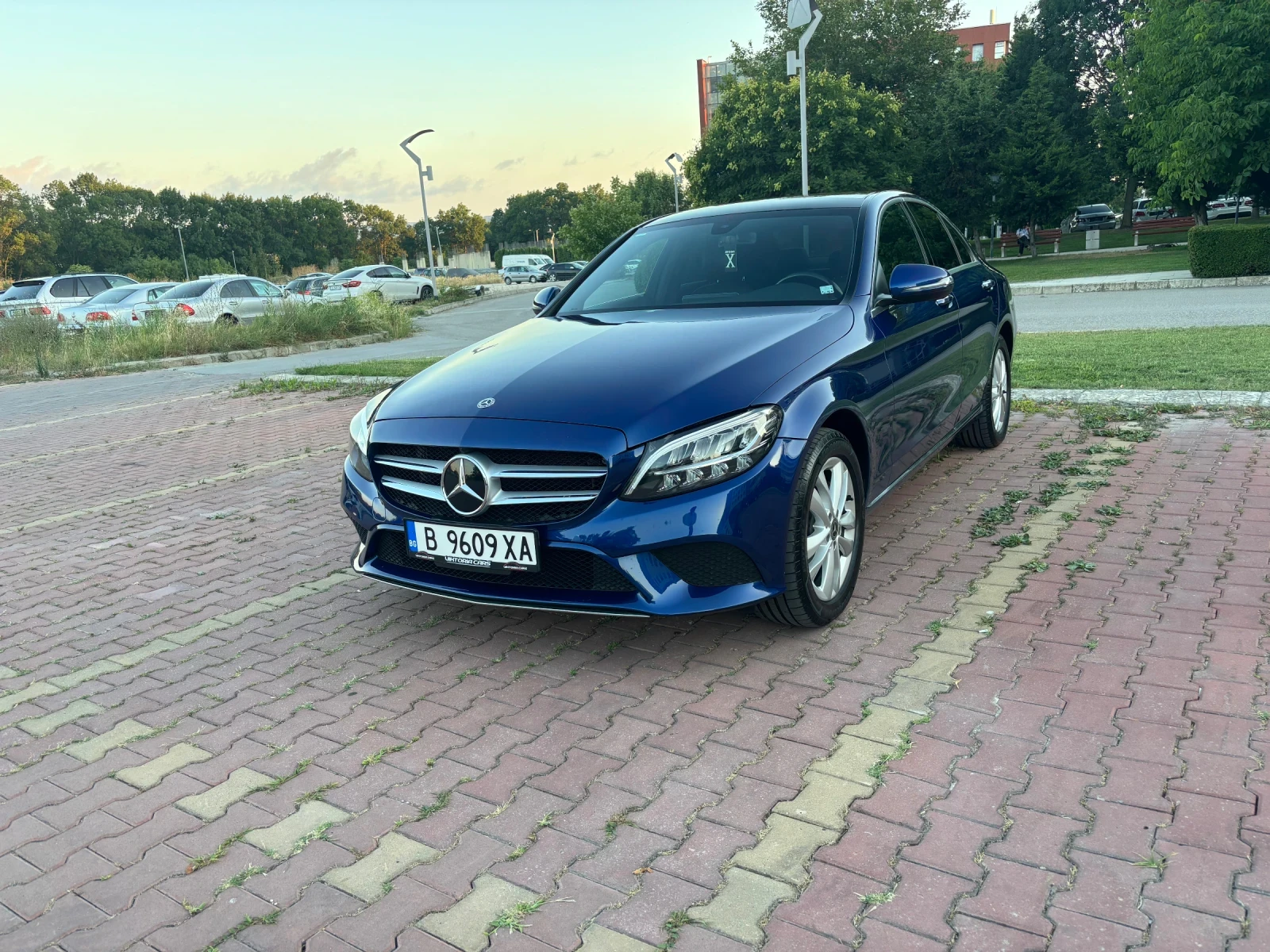 Mercedes-Benz C 300  - изображение 2