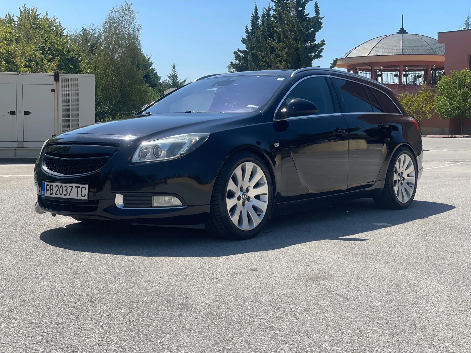 Opel Insignia Insignia 2.8 T  - изображение 2