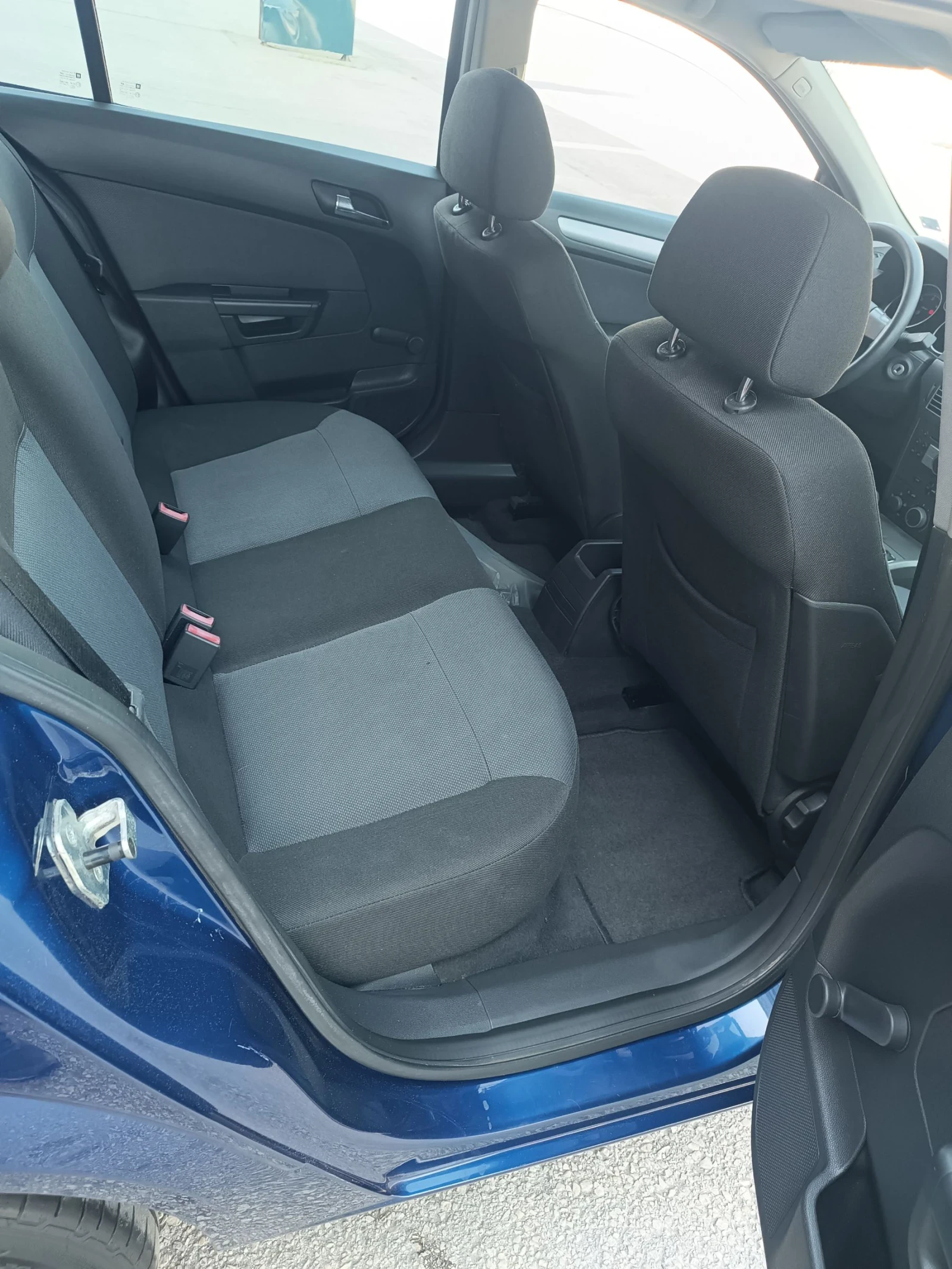 Opel Astra Перфектно състояние  - изображение 10