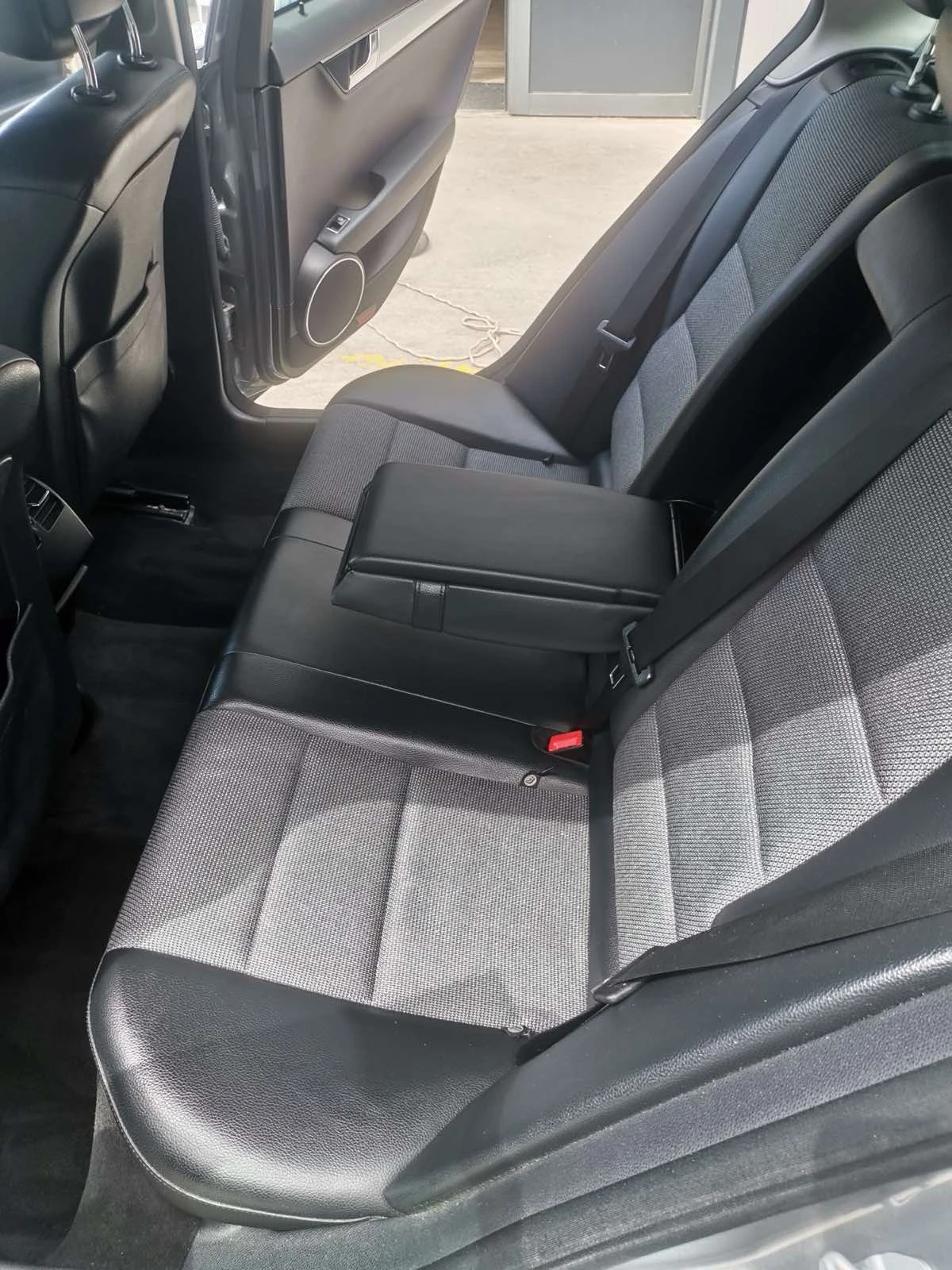 Mercedes-Benz C 220 | Mobile.bg � ����������� 11