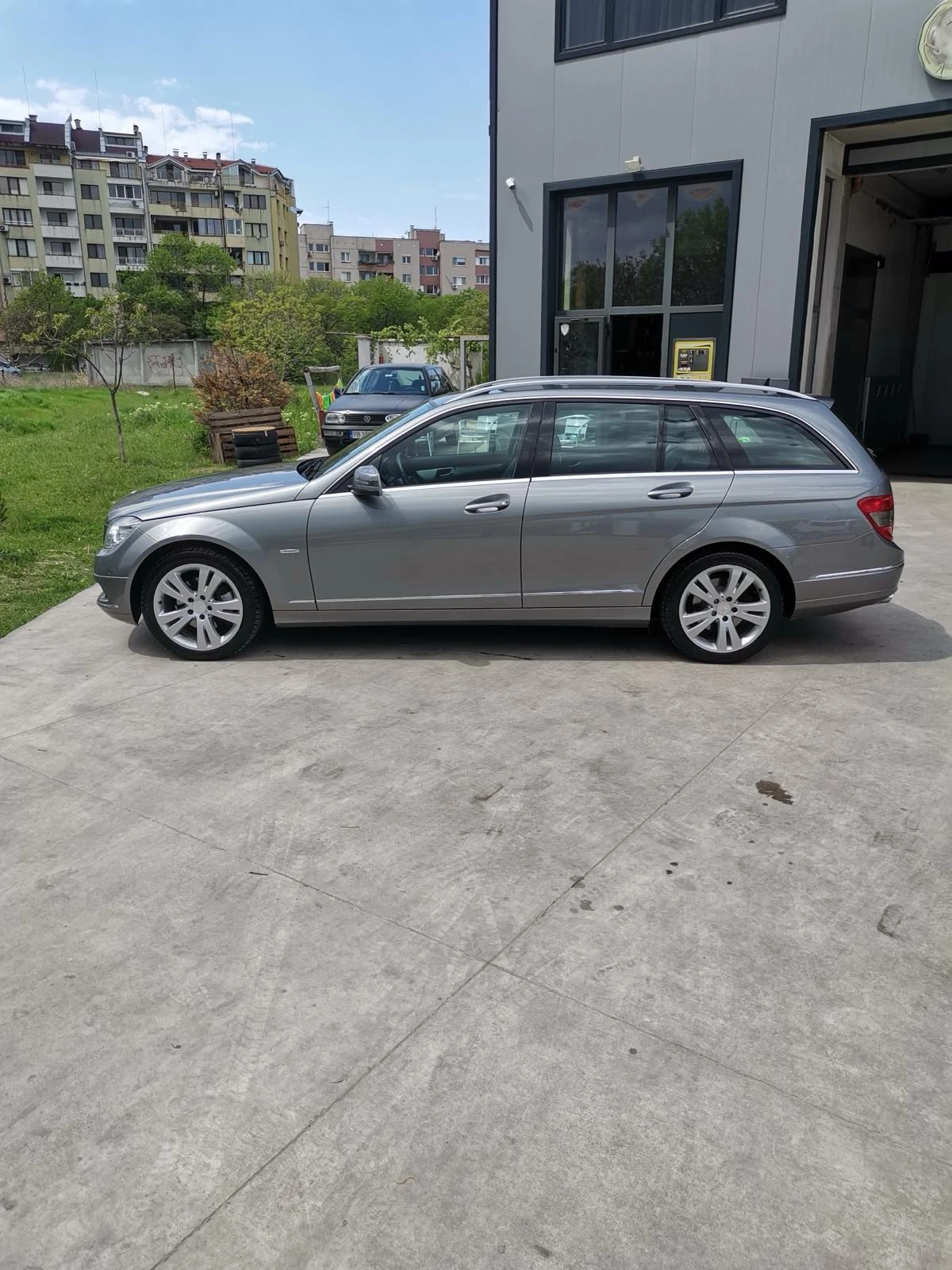 Mercedes-Benz C 220  - изображение 7