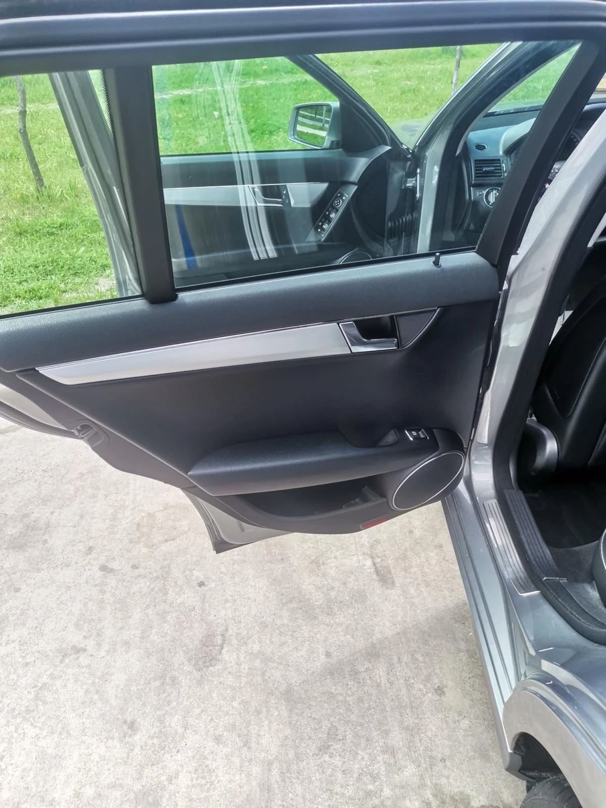 Mercedes-Benz C 220  - изображение 10