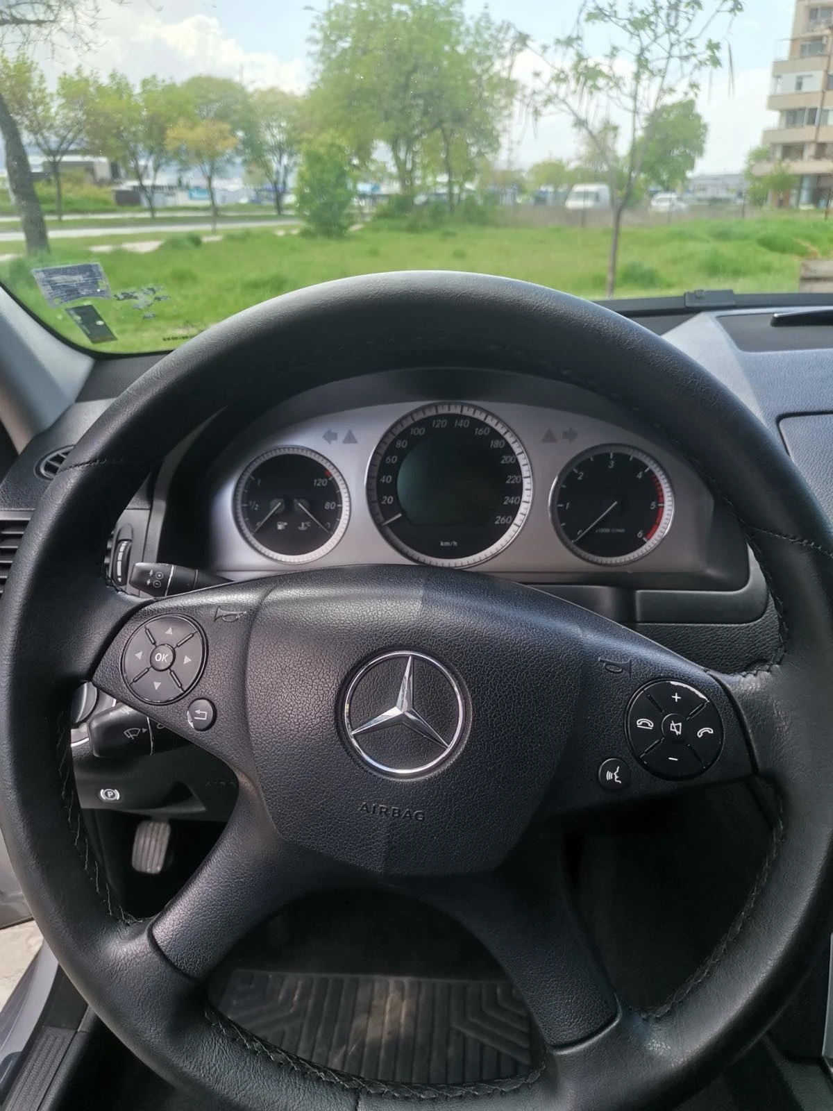 Mercedes-Benz C 220  - изображение 8