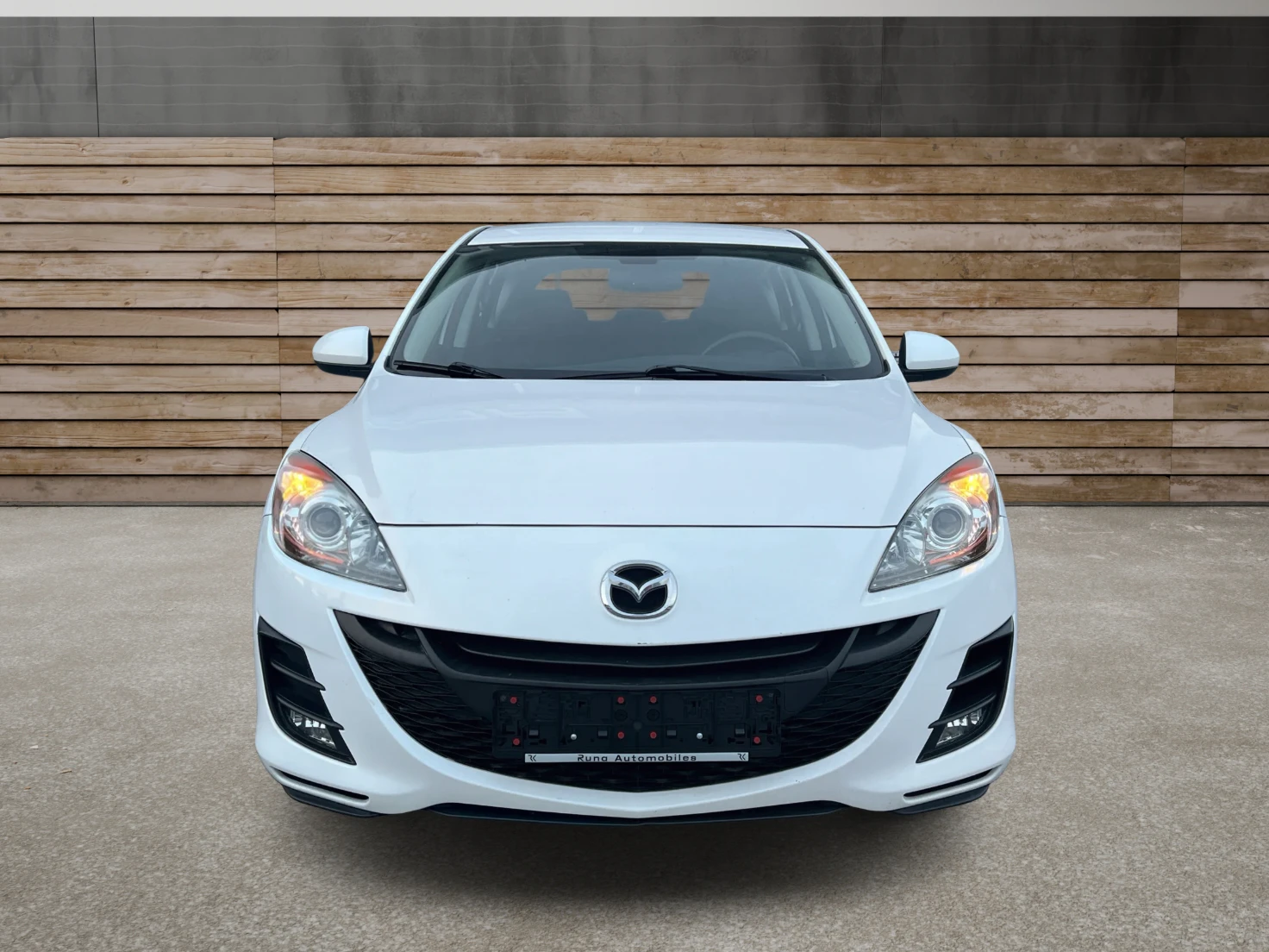 Mazda 3 2.0i Автоматик ПРОЧЕТИ ОПИСАНИЕТО - изображение 2