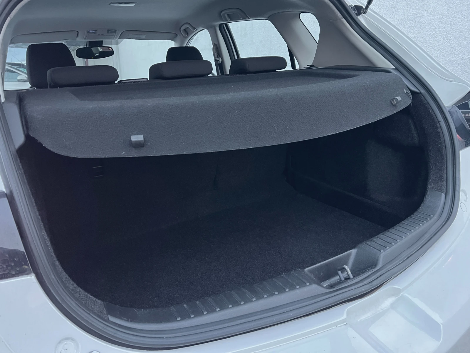 Mazda 3 2.0i    | Mobile.bg   14