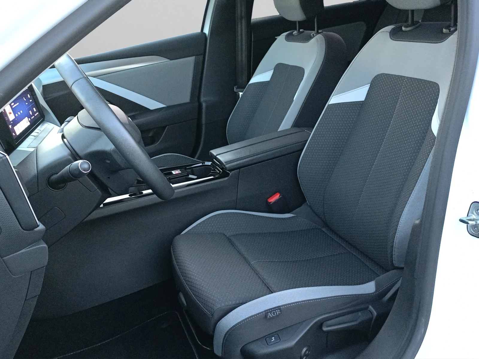 Opel Astra L Business Edition 1.2 PureTech (96kW/130 к.с.) MT - изображение 10