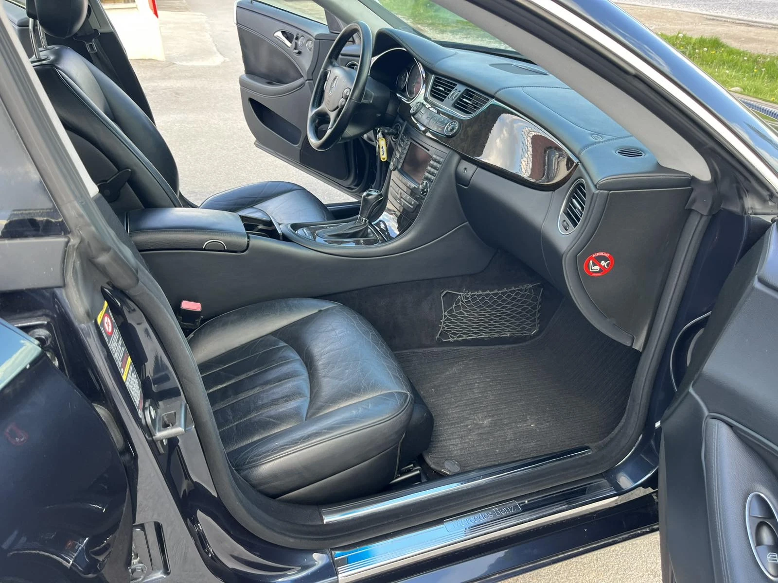 Mercedes-Benz CLS 350 3.5I 272кс FULL AMG РЕГИСТРИРАН ОБСЛУЖЕН, снимка 11 - Автомобили и джипове - 53434301