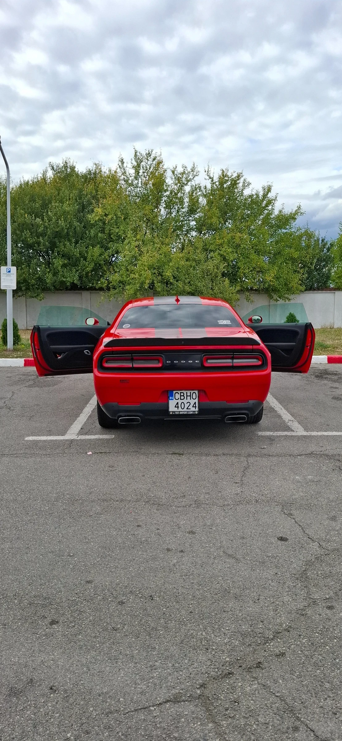 Dodge Challenger, снимка 3 - Автомобили и джипове - 53784001