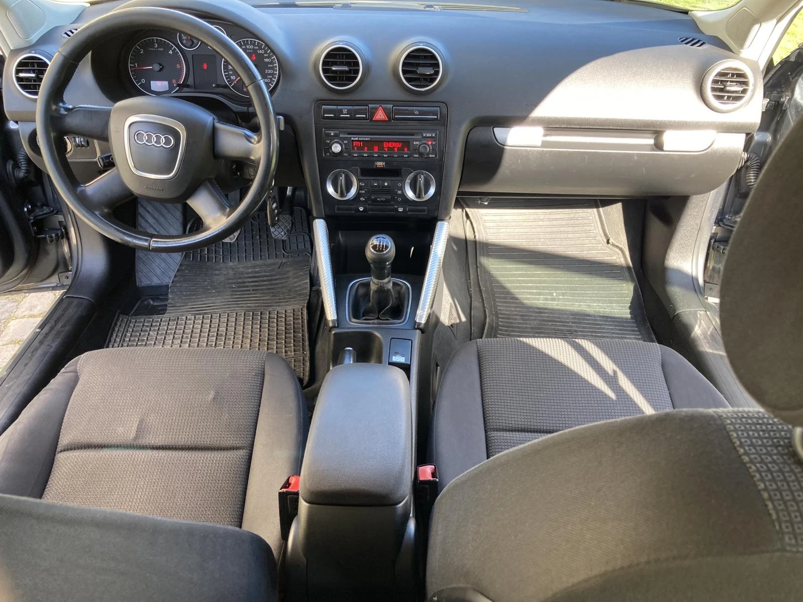 Audi A3 2.0TDI Sportback 6ск, снимка 12 - Автомобили и джипове - 53853541