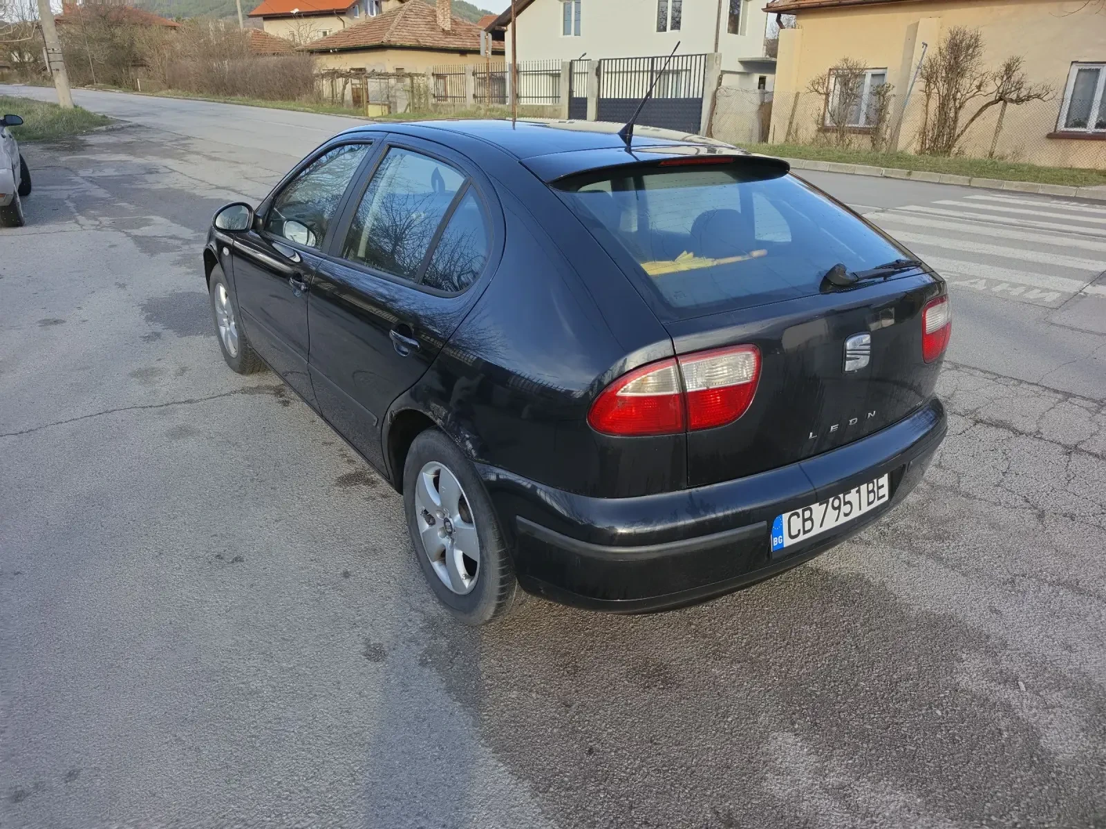 Seat Leon 1.9 TDI 101, снимка 3 - Автомобили и джипове - 54008760