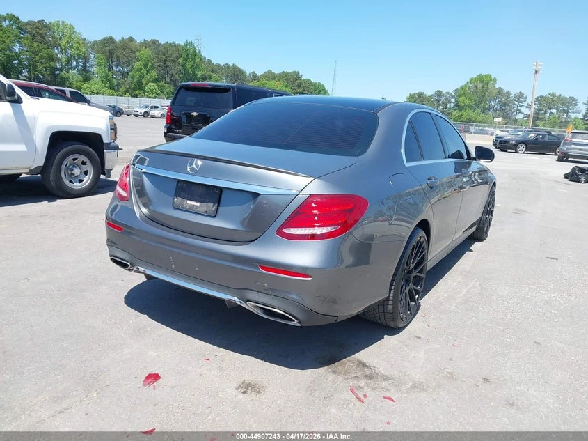 Mercedes-Benz E 300 2.0L I-4 DI, DOHC, VVT, TURBO, 241HP Rear Wheel | Mobile.bg � ����������� 4
