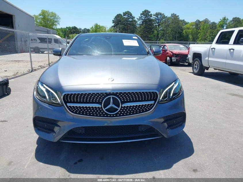 Mercedes-Benz E 300 2.0L I-4 DI, DOHC, VVT, TURBO, 241HP Rear Wheel | Mobile.bg � ����������� 12